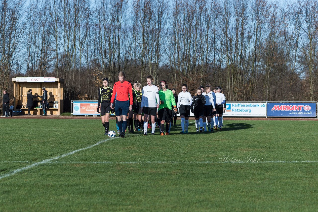 Bild 81 - B-Juniorinnen MSG Steinhorst Krummesse - SV Frisia 03 Risum Lindholm : Ergebnis: 0:5